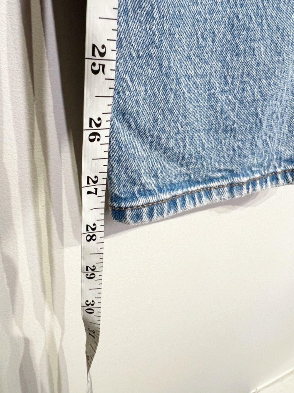 Abercrombie & Fitch '90s Straight Ultra High Rise Jeans - Picture 6 of 8